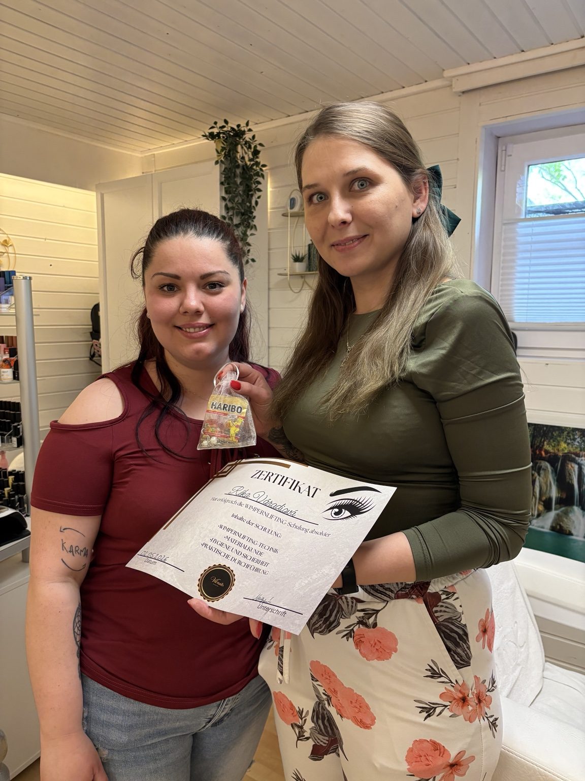 Academy – Viknails Frankenhardt
